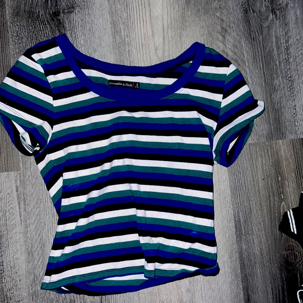 Abercrombie & Fitch crop stripe T- shirt